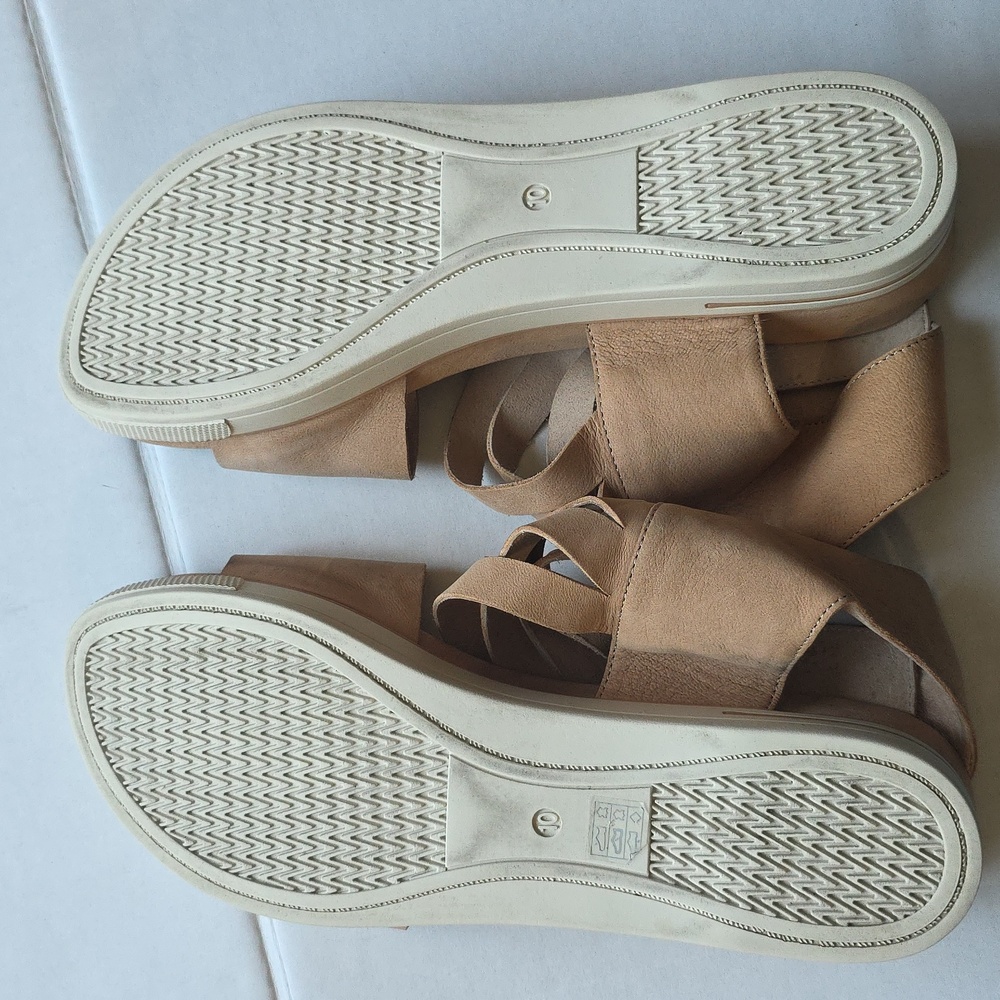 🌸Eileen Fisher | Tan Slice Tumbled Nubuck‎  Snqeaker Sandals Size 10 - Picture 12 of 12